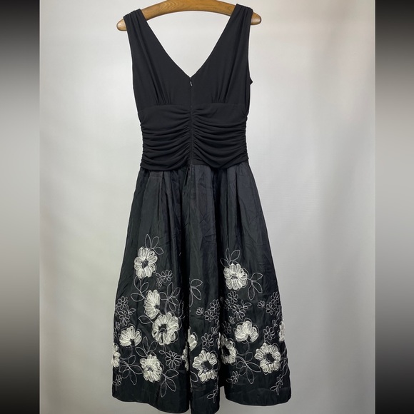 Dressbarn Collection Black & White Vintage Midi Floral Dress - Picture 7 of 8